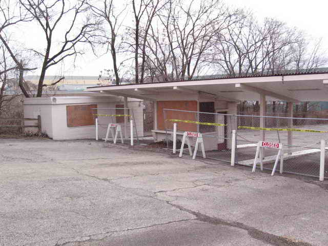 Oakley Drive-In - 2006 Photo (newer photo)